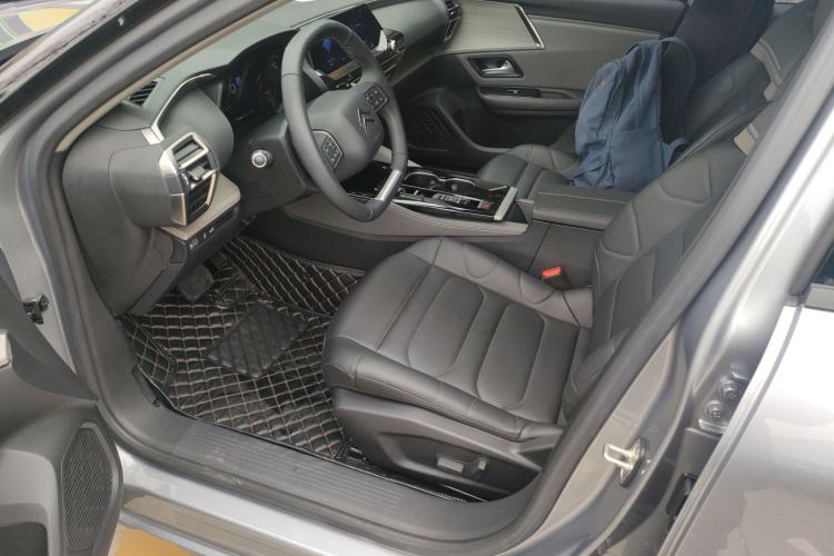 Used Citroen C5 X 2021 1.6T Enjoy the Extraordinary Left Front Seat