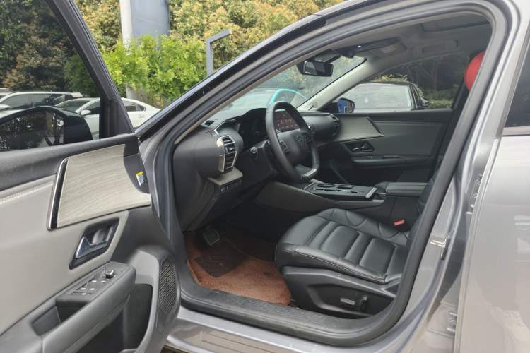 Used Citroen C5 X 2021 1.6T Enjoy the Extraordinary Left Front Seat