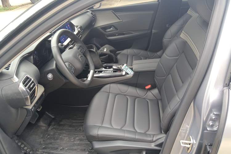 Used Citroen C5 X 2021 1.6T Enjoy the Extraordinary Left Front Seat