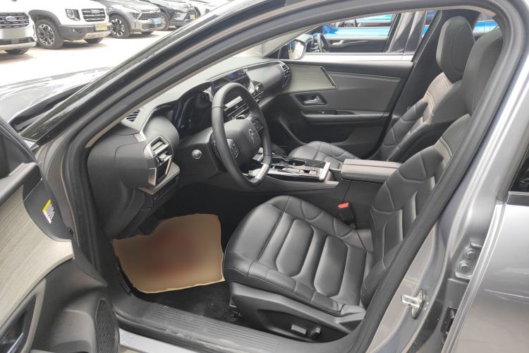 Used Citroen C5 X 2021 1.6T Enjoy the Extraordinary Left Front Seat