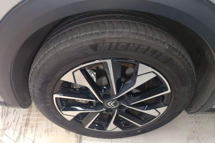 Used Citroen C5 X 2021 1.6T Enjoy the Extraordinary Left Front Wheel Hub