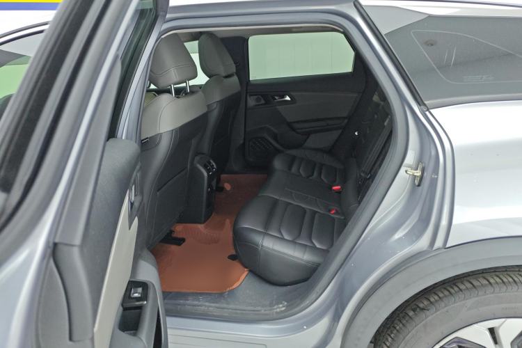 Used Citroen C5 X 2021 1.6T Enjoy the Extraordinary Left Rear Seat