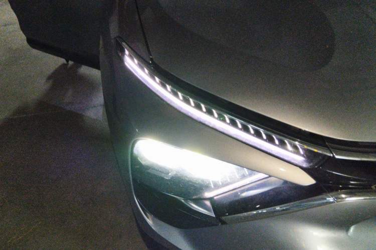 Used Citroen C5 X 2021 1.6T Enjoy the Extraordinary Right Front Headlight