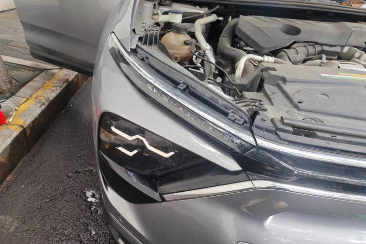 Used Citroen C5 X 2021 1.6T Flagship Edition Right Front Headlight