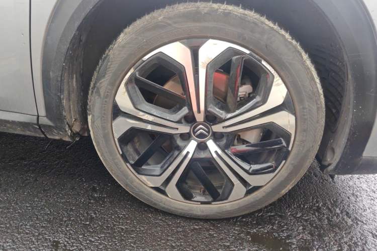 Used Citroen C5 X 2021 1.6T Flagship Edition Right Front Wheel Hub