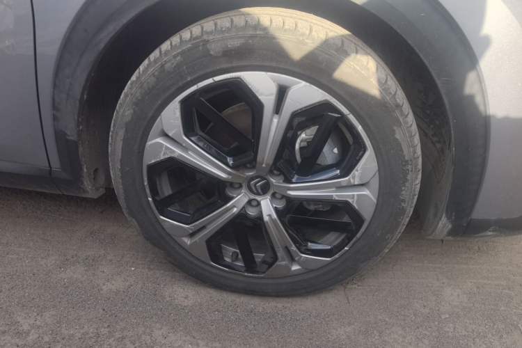 Used Citroen C5 X 2021 1.6T Enjoy the Extraordinary Right Front Wheel Hub