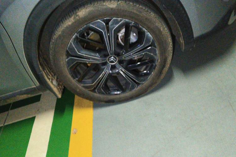 Used Citroen C5 X 2021 1.6T Impressive Edition Right Front Wheel Hub