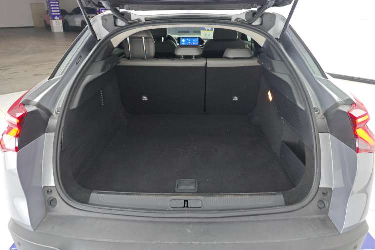 Used Citroen C5 X 2021 1.6T Enjoy the Extraordinary Trunk