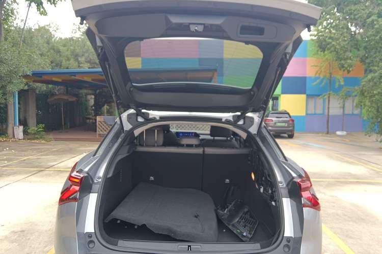 Used Citroen C5 X 2021 1.6T Enjoy the Extraordinary Trunk