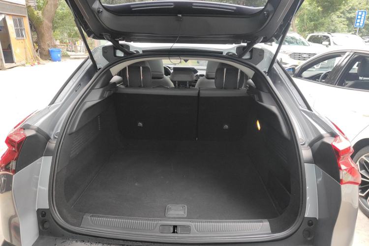 Used Citroen C5 X 2021 1.6T Enjoy the Extraordinary Trunk