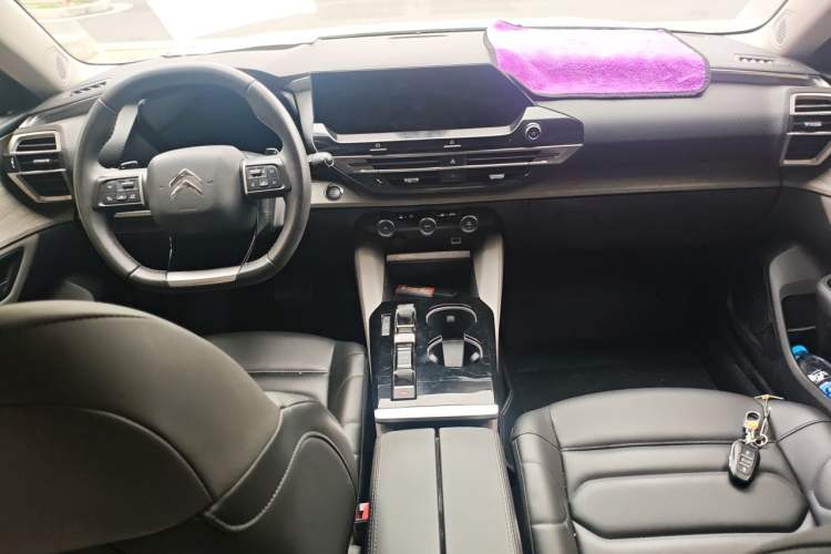 Used Citroen C5 X 2021 1.6T Enjoy the Extraordinary Center Console