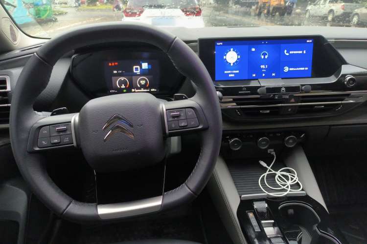 Used Citroen C5 X 2021 1.6T Enjoy the Extraordinary Center Console