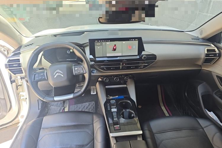 Used Citroen C5 X 2021 1.6T Ignite the Extraordinary Center Console