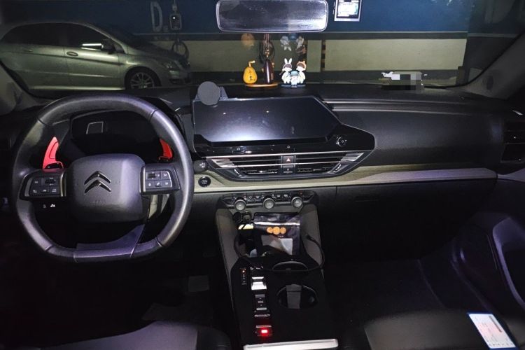 Used Citroen C5 X 2021 1.6T Enjoy the Extraordinary Center Console