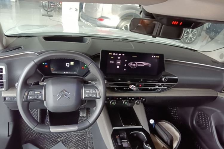 Used Citroen C5 X 2021 1.6T Flagship Edition Center Console
