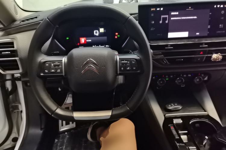 Used Citroen C5 X 2021 1.6T Ignite the Extraordinary Center Console