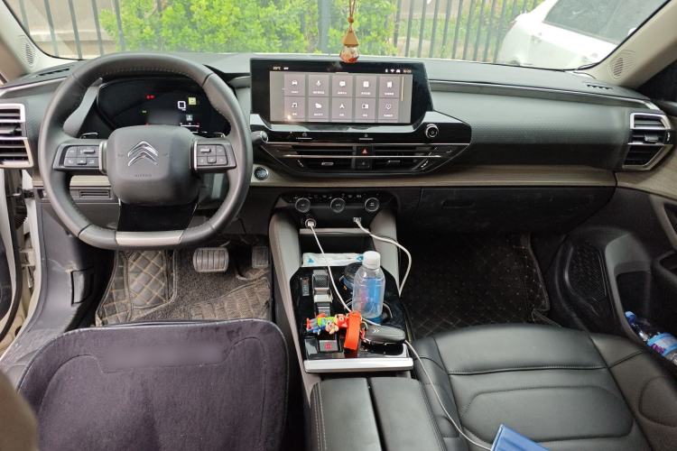 Used Citroen C5 X 2021 1.6T FM Version Center Console