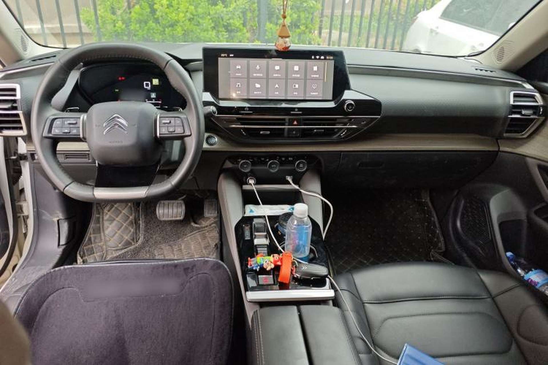 Used Citroen C5 X 2021 1.6T FM Version Center Console