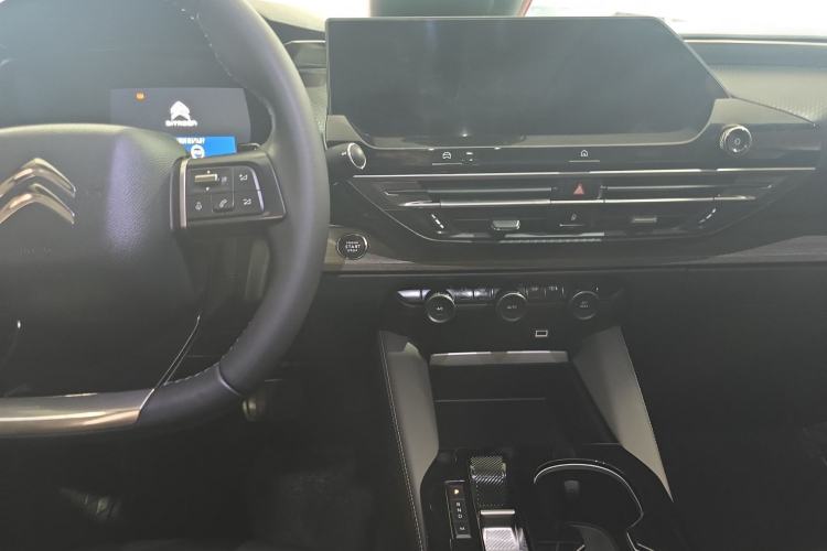 Used Citroen C5 X 2021 1.6T Enjoy the Extraordinary Center Console