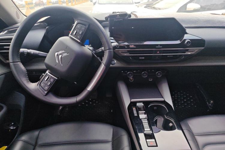Used Citroen C5 X 2021 1.6T Enjoy the Extraordinary Center Console