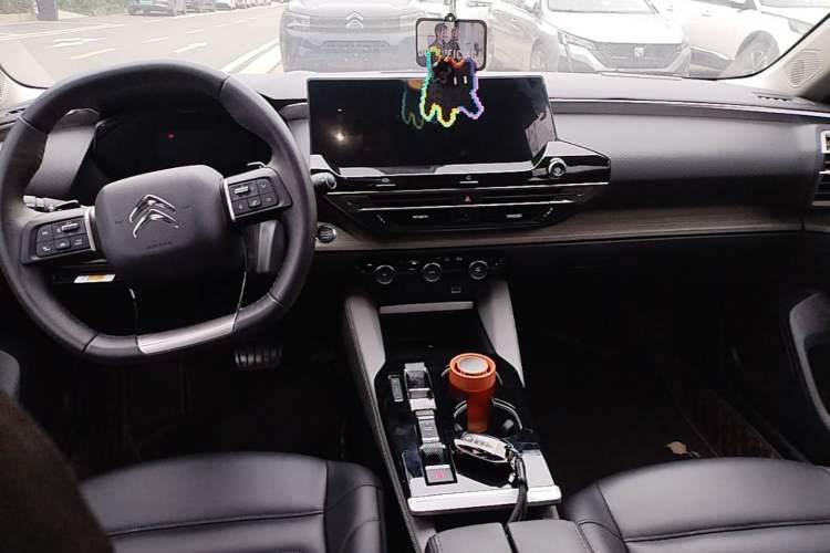 Used Citroen C5 X 2021 1.6T Impressive Edition Center Console