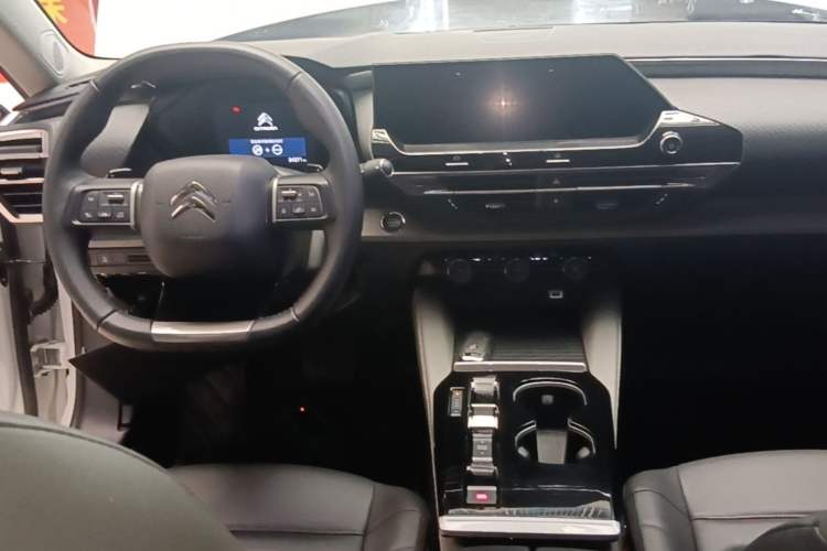 Used Citroen C5 X 2021 1.6T Enjoy the Extraordinary Center Console