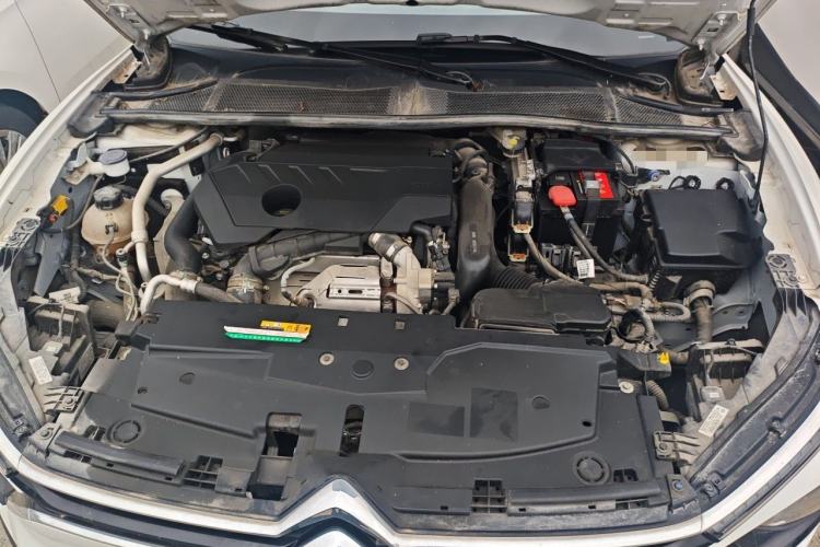 Used Citroen C5 X 2021 1.6T Enjoy the Extraordinary Engine Bay