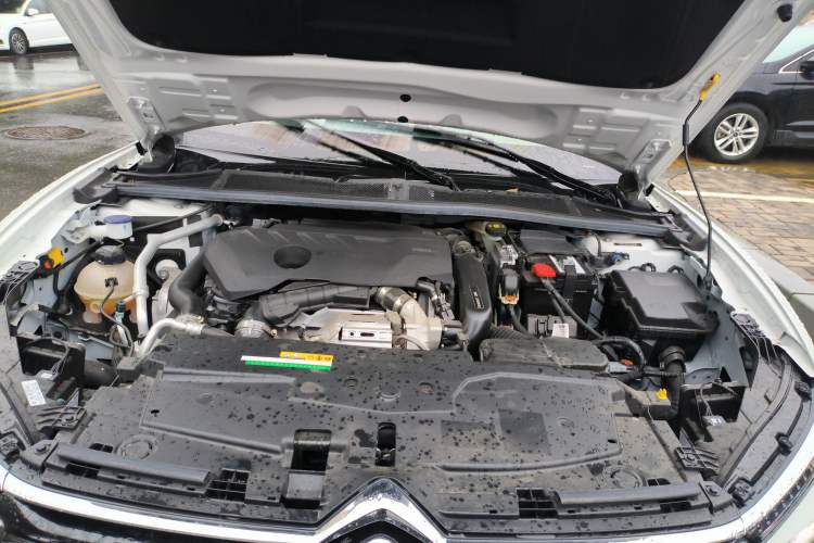 Used Citroen C5 X 2021 1.6T Enjoy the Extraordinary Engine Bay
