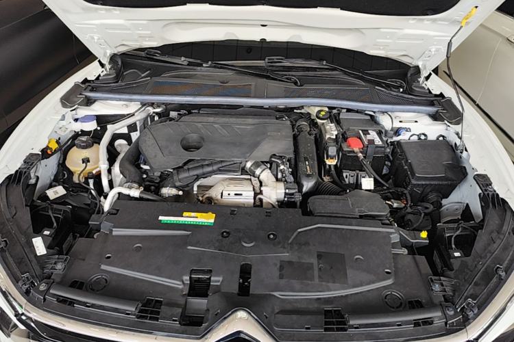 Used Citroen C5 X 2021 1.6T Enjoy the Extraordinary Engine Bay