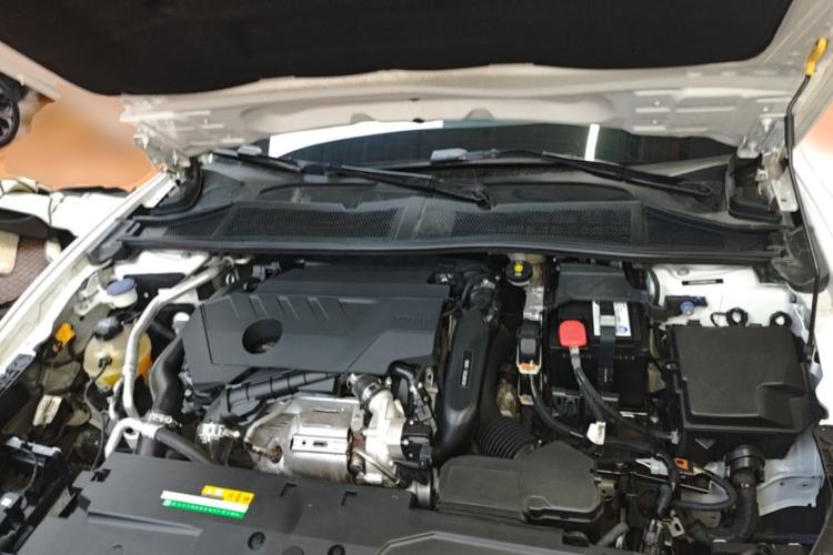 Used Citroen C5 X 2021 1.6T Ignite the Extraordinary Engine Bay
