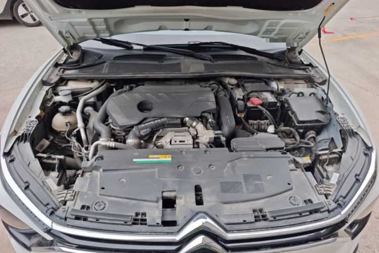 Used Citroen C5 X 2021 1.6T FM Version Engine Bay