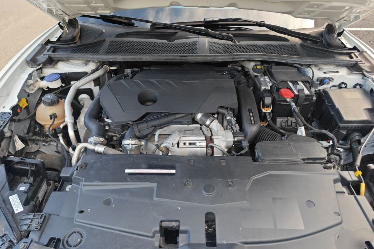 Used Citroen C5 X 2021 1.6T Enjoy the Extraordinary Engine Bay