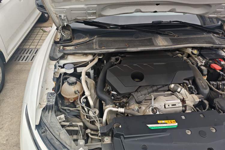 Used Citroen C5 X 2021 1.6T Enjoy the Extraordinary Engine Bay Right