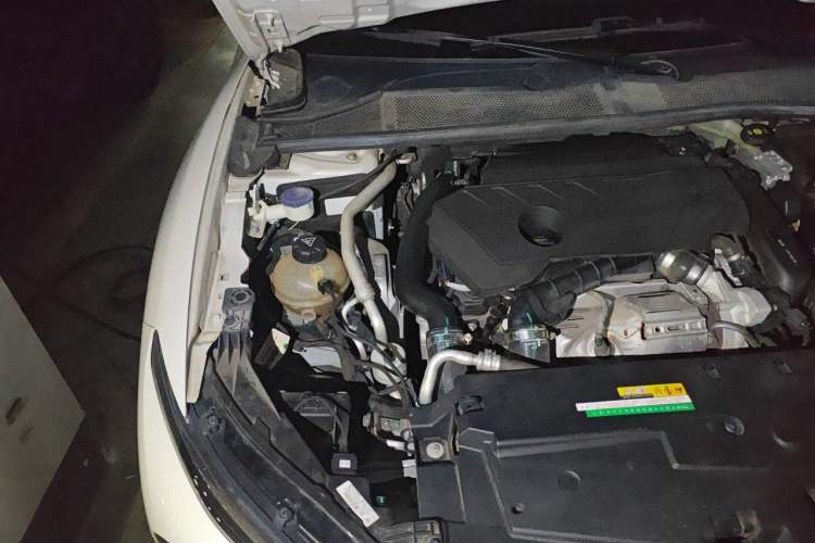 Used Citroen C5 X 2021 1.6T Enjoy the Extraordinary Engine Bay Right