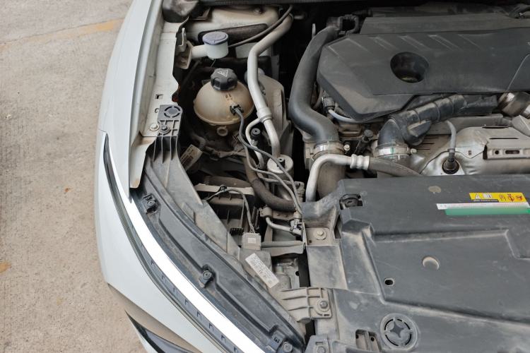 Used Citroen C5 X 2021 1.6T FM Version Engine Bay Right