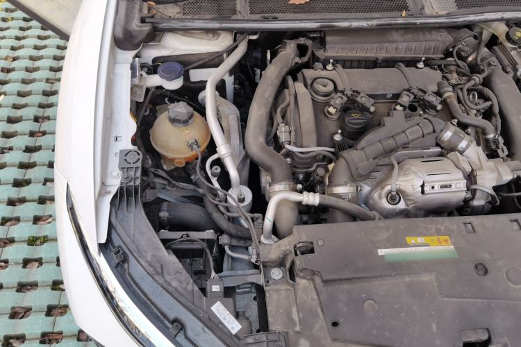 Used Citroen C5 X 2021 1.6T Enjoy the Extraordinary Engine Bay Right