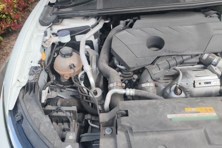 Used Citroen C5 X 2021 1.6T Enjoy the Extraordinary Engine Bay Right
