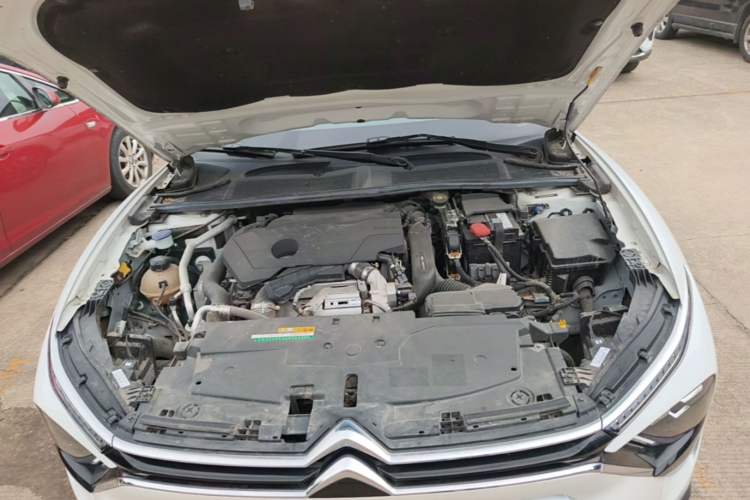 Used Citroen C5 X 2021 1.6T Enjoy the Extraordinary Engine Bay