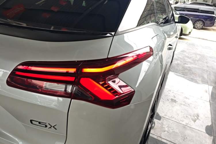 Used Citroen C5 X 2021 1.6T Ignite the Extraordinary Exterior 3