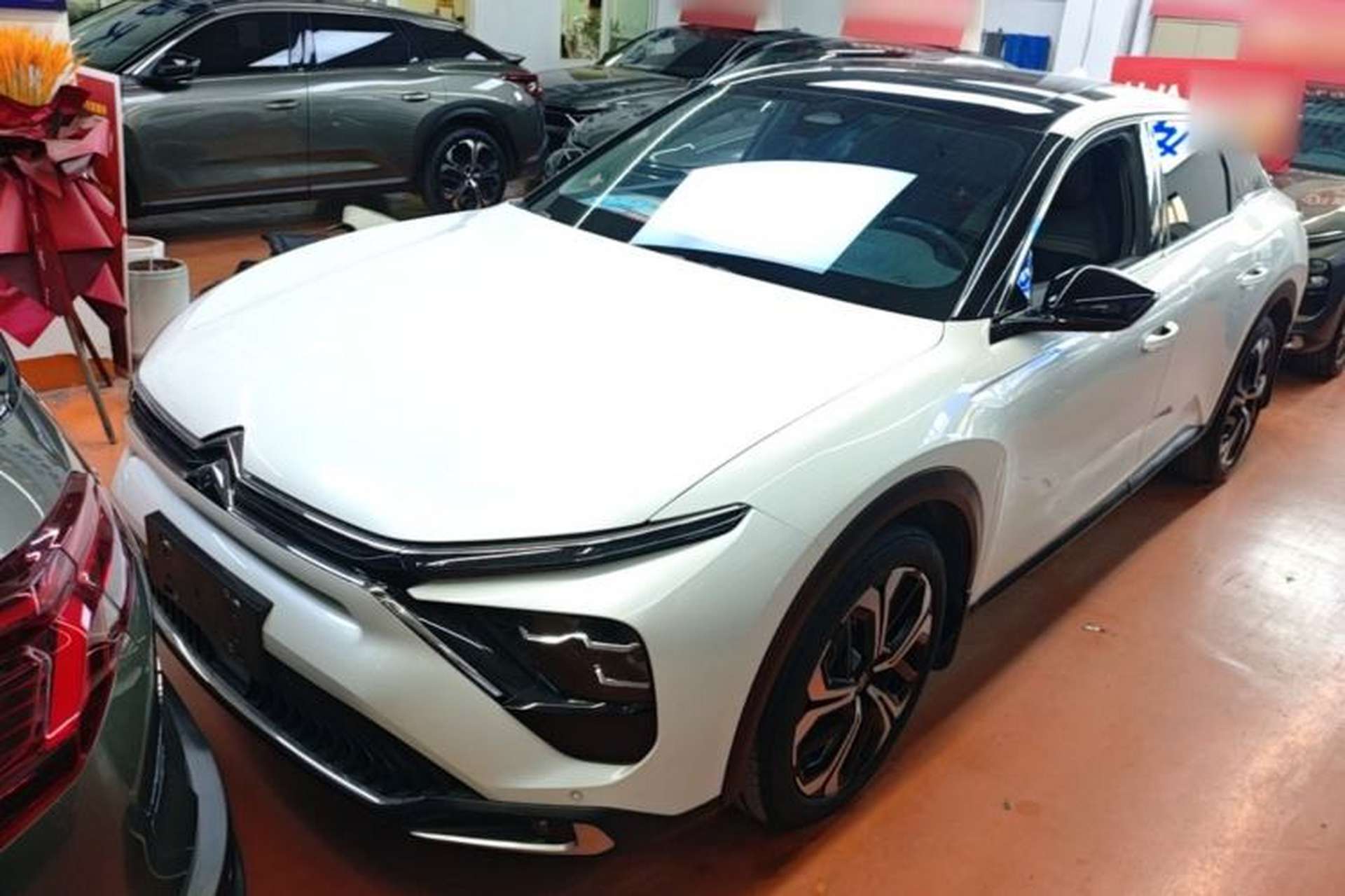 Used Citroen C5 X 2021 1.6T Ignite the Extraordinary Front Left 45 Deg