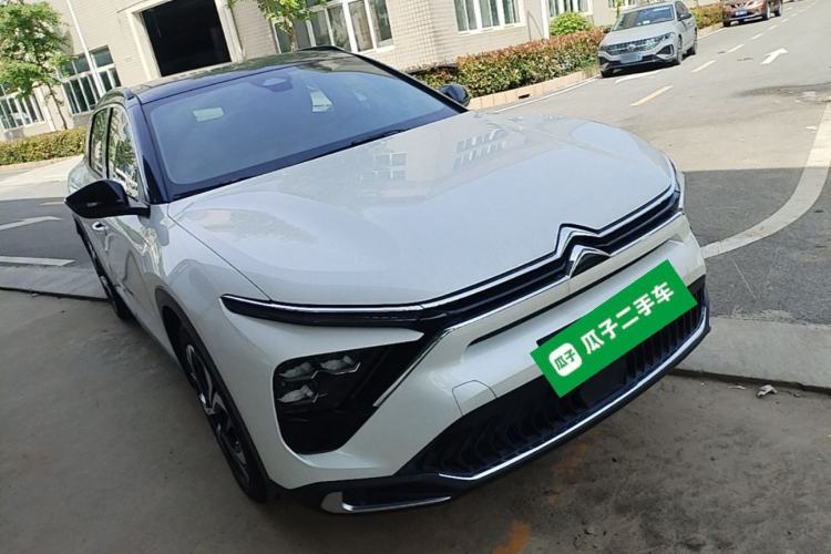 Used Citroen C5 X 2021 1.6T Impressive Edition Front Right 45 Deg