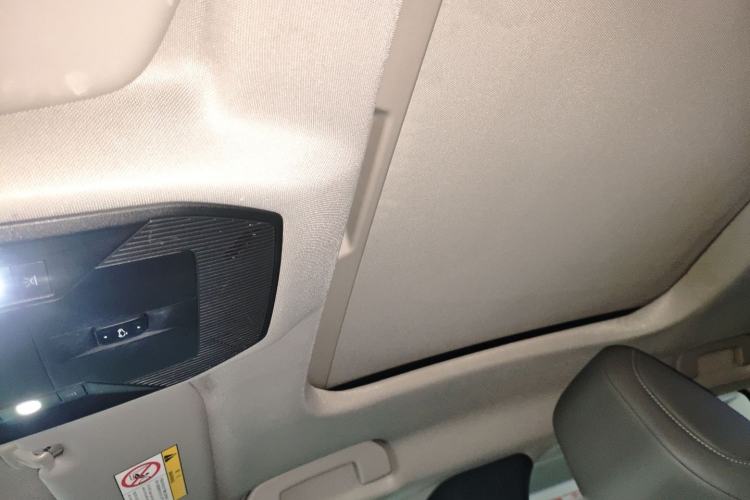 Used Citroen C5 X 2021 1.6T Impressive Edition Headliner