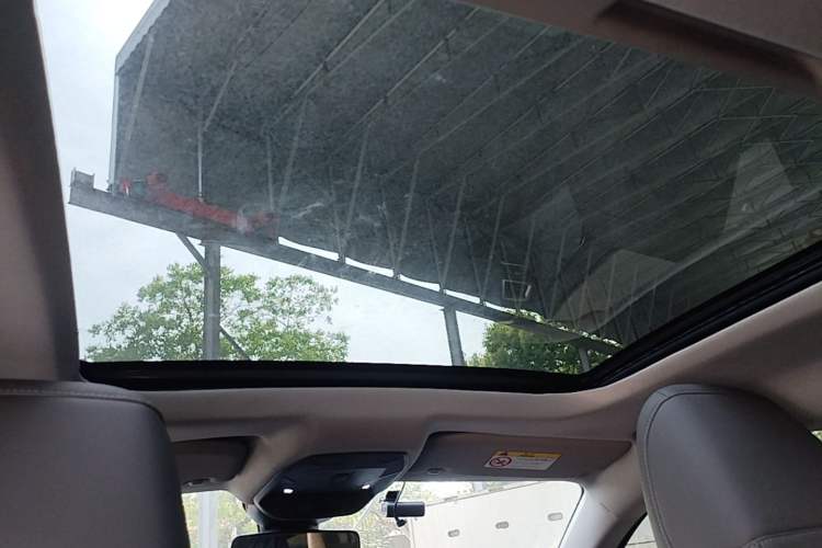 Used Citroen C5 X 2021 1.6T Impressive Edition Headliner