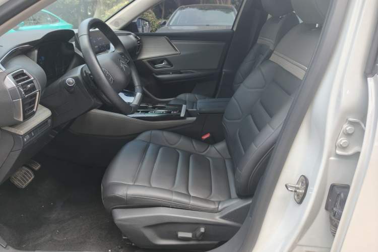 Used Citroen C5 X 2021 1.6T Enjoy the Extraordinary Interior 1