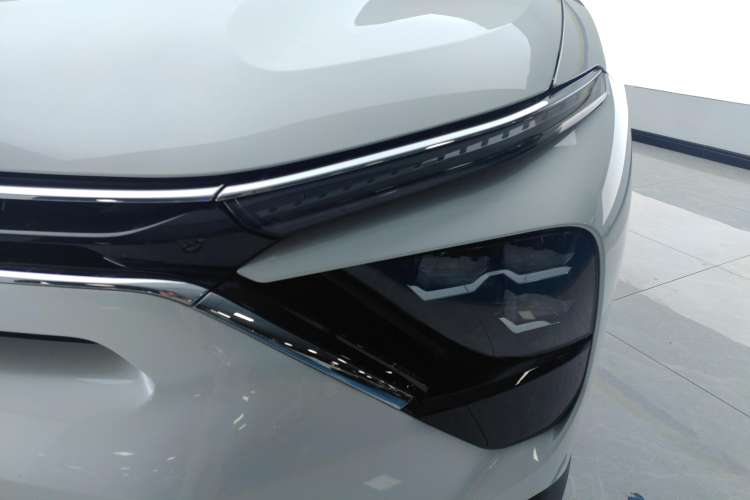Used Citroen C5 X 2021 1.6T Impressive Edition Left Front Headlight