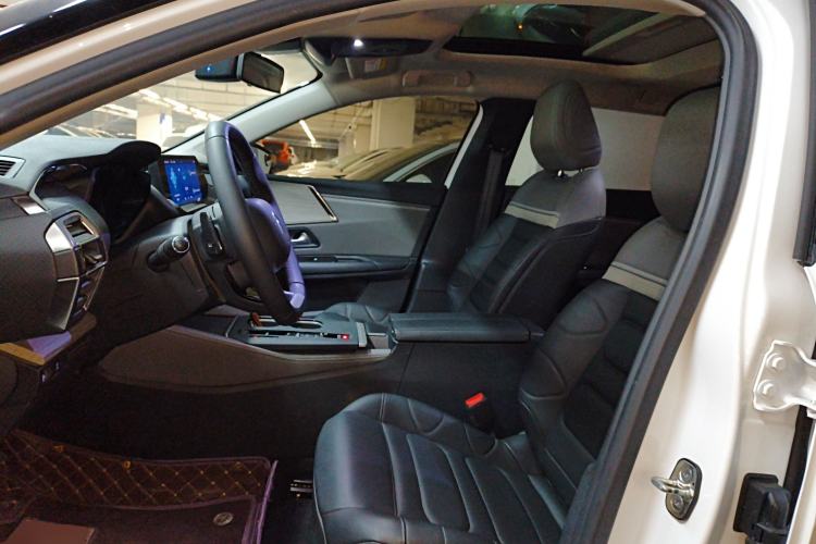 Used Citroen C5 X 2021 1.6T Enjoy the Extraordinary Left Front Seat