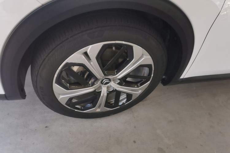 Used Citroen C5 X 2021 1.6T Enjoy the Extraordinary Left Front Wheel Hub