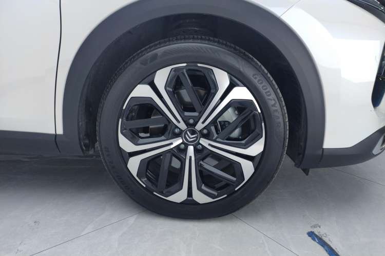Used Citroen C5 X 2021 1.6T Impressive Edition Left Front Wheel Hub