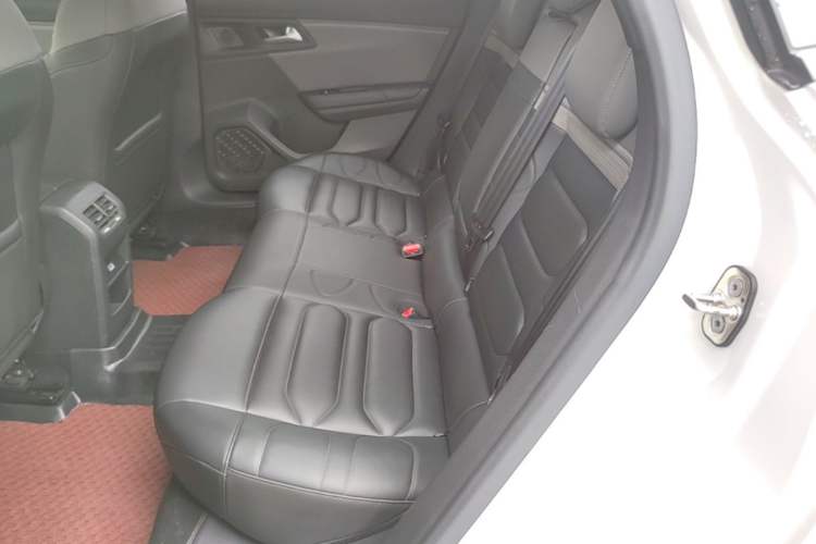 Used Citroen C5 X 2021 1.6T Enjoy the Extraordinary Left Rear Seat