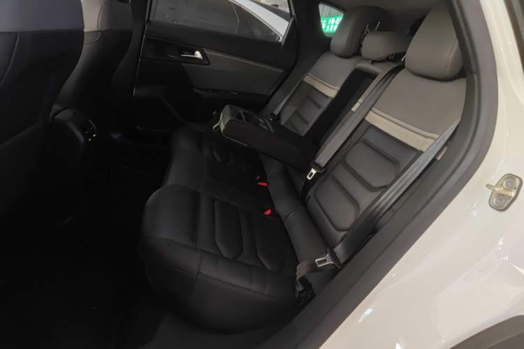 Used Citroen C5 X 2021 1.6T Enjoy the Extraordinary Left Rear Seat